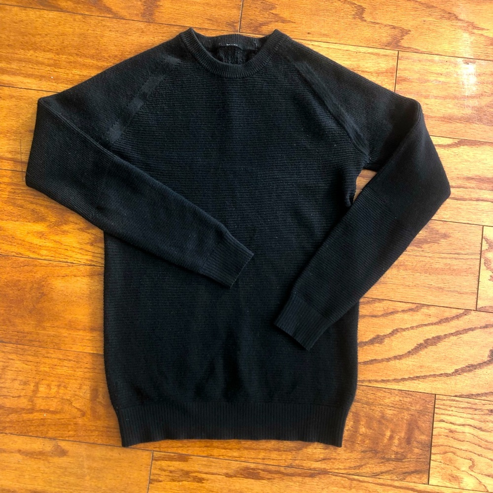 Lululemon sweater